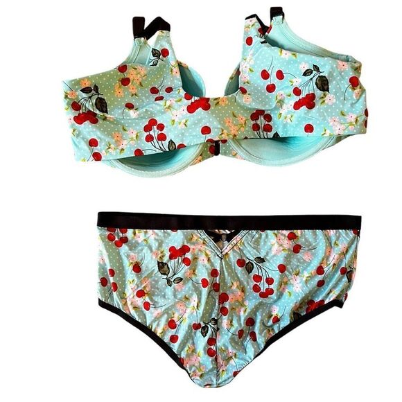 Torrid 40D T-Shirt Bra & Large Cheeky XO Back Panty Teal Cherry Floral Print - Picture 5 of 10